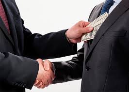 Corrupción: El Arte de una burocracia con encuadre perfecto.