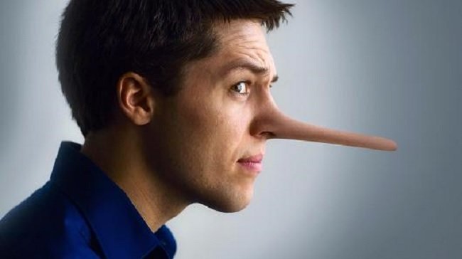 EXTRAPOLACIONES EN EL MUNDO DE LOS PINOCHOS